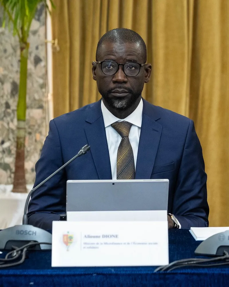 Ministre Alioune Dione