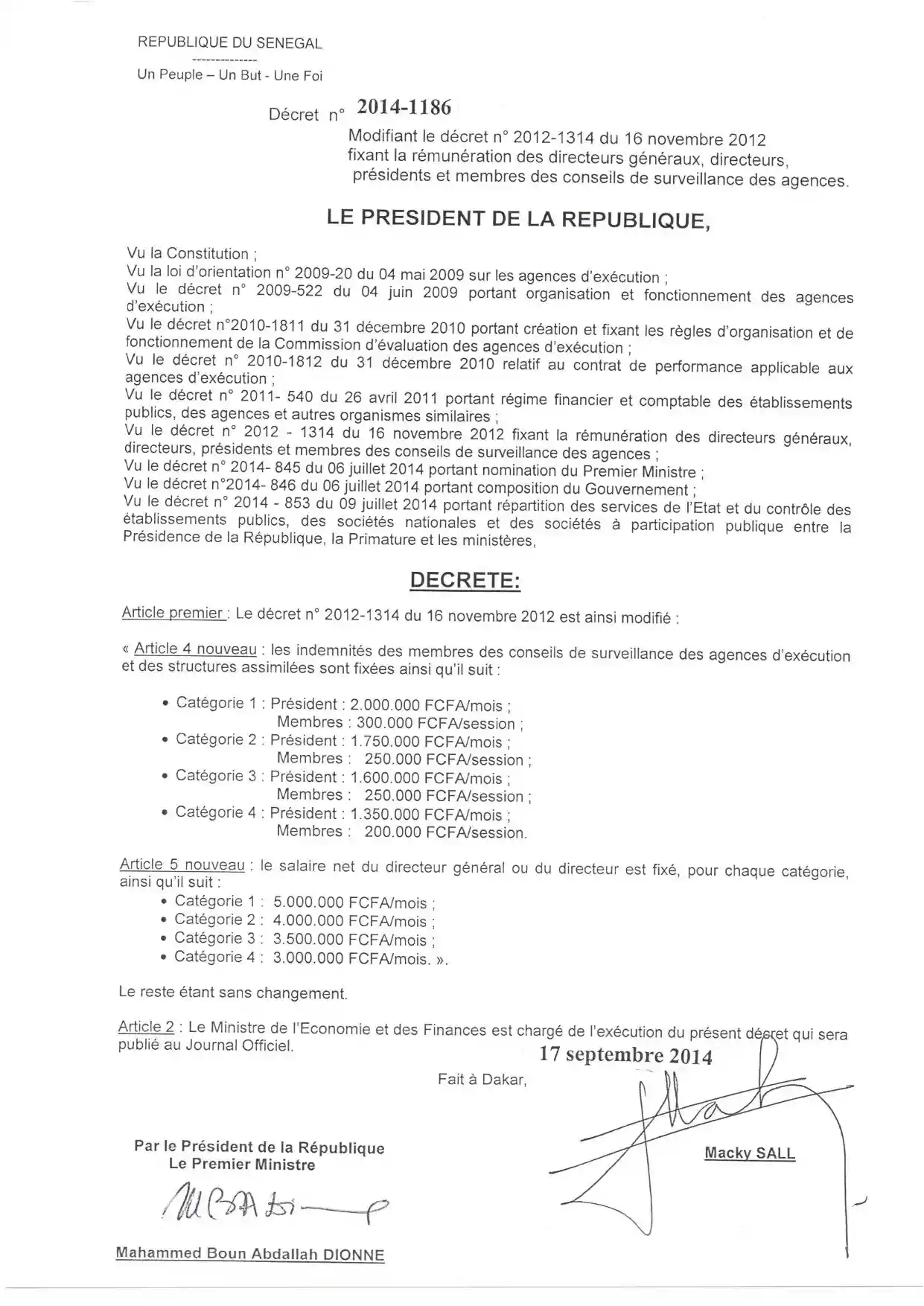 Décret n°2014-1186 – Révision de la rémunération des dirigeants et membres des conseils de surveillance des agences d'exécution (Sénégal)